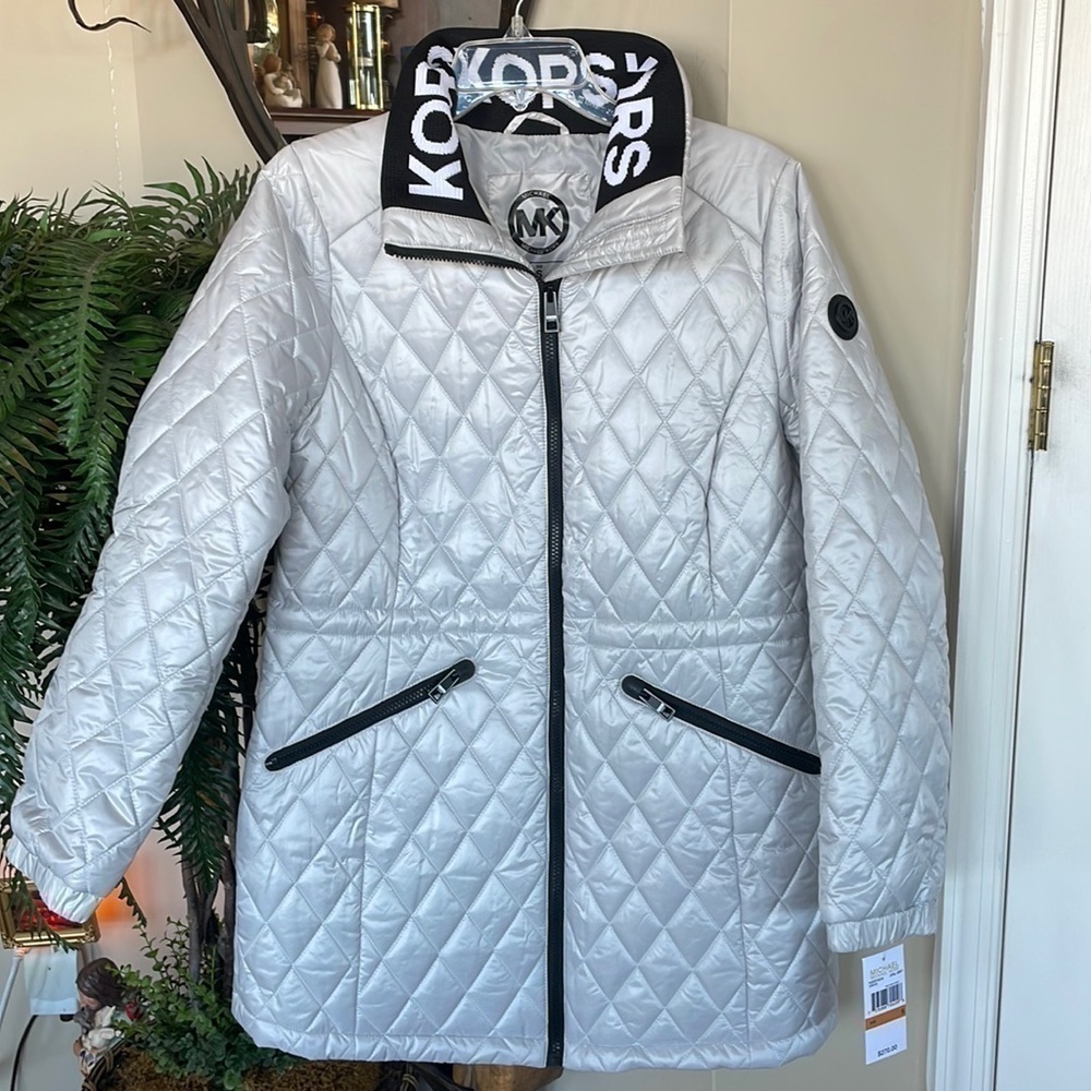 Brand New Michael Kors Opal Gray Quilted Stitch Logo Neck Zippered Jacket Coat